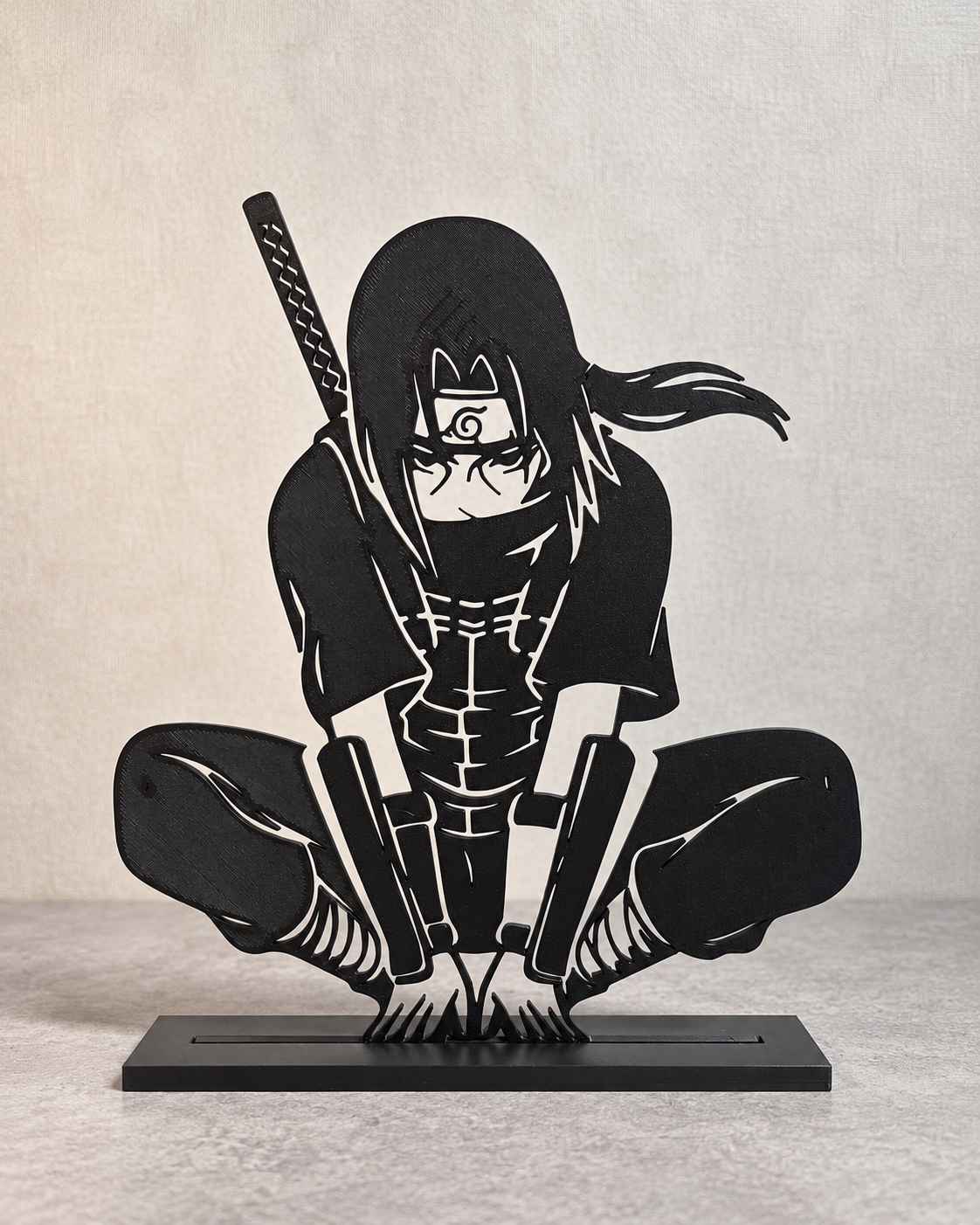 Itachi – Crouching – 3D printed line art display